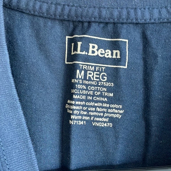 L.L. Bean Blue Short Sleeve Tee - Picture 2 of 3